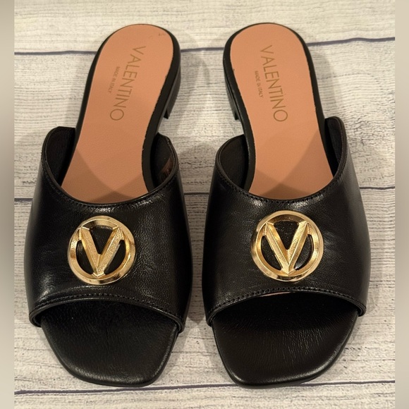 VALENTINO by Mario Valentino Armonia Slide
Black Sandal (Women)/size 6 - Picture 16 of 16